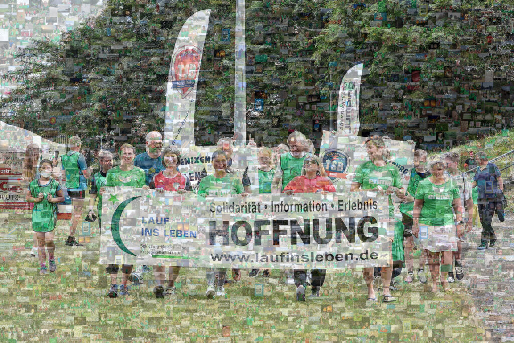 Foto-Mosaik - Ehrenamtliche tragen das Hoffnungsbanner